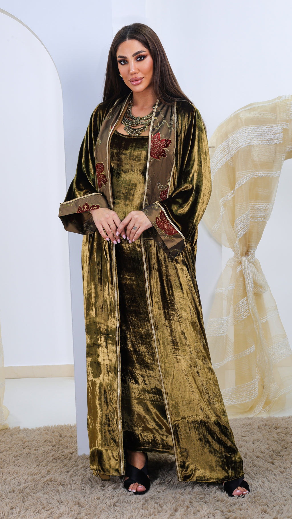 Rawya Abaya